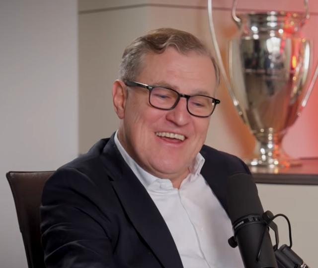 德雷森:红军不想卖迪亚斯;德国拿世界杯或拜仁拿欧冠?选后者 德雷森:红军不想卖迪亚斯;德国拿世界杯或拜仁拿欧冠?选后者