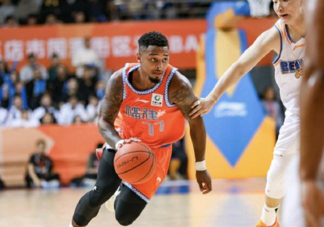 媒体人:北京对外援福特森研究不足,福建算是吃了顿饺子 媒体人:北京对外援福特森研究不足,福建算是吃了顿饺子