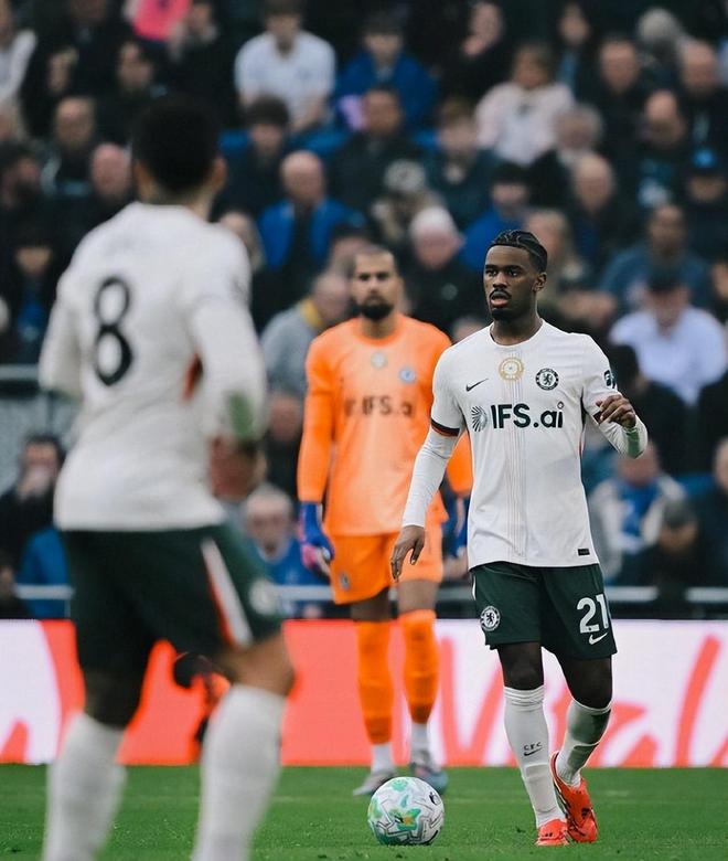 切尔西客场0-3埃弗顿，欧冠输球影响士气，得势不得分顽疾未除