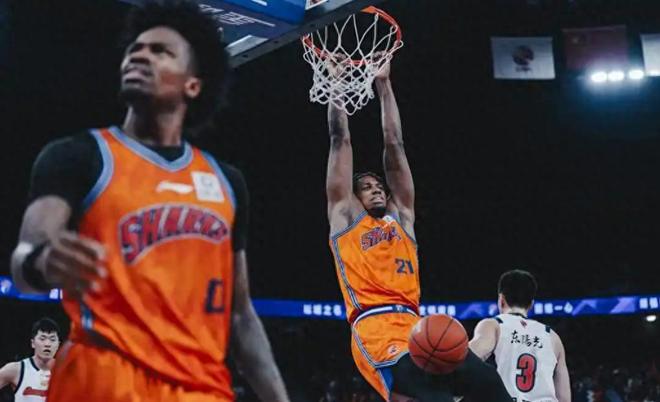 广东被上海四杀塞翁失马，赛后杜锋首度披露好消息，球迷盼到了