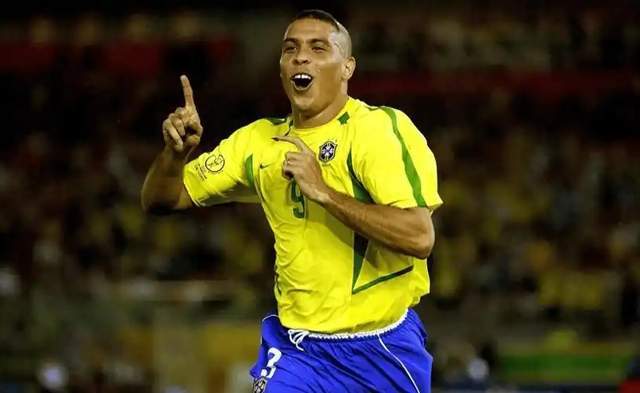 欧冠无冕之王:大罗布冯领衔,他们征服了世界却独缺一座大耳朵杯 欧冠无冕之王:大罗布冯领衔,他们征服了世界却独缺一座大耳朵杯