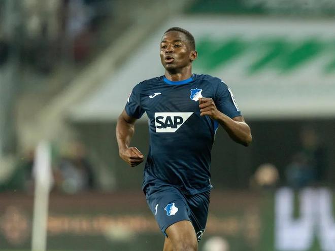 利物浦盯上"公路跑者"：边路新解还是战术弯路？