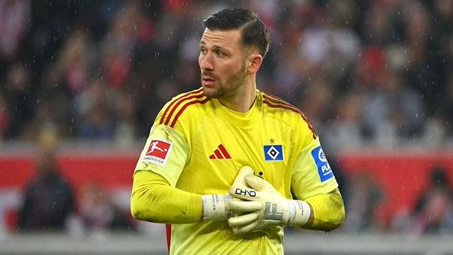 体图：霍伊尔进入拜仁引援名单，他与汉堡在薪水方面存在分歧