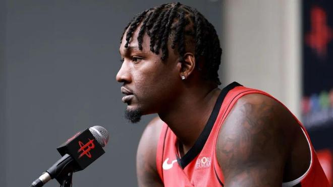 最惨签约!场均3.3分+5300万,妥妥合同年诈骗犯啊,火箭被坑惨 最惨签约!场均3.3分+5300万,妥妥合同年诈骗犯啊,火箭被坑惨