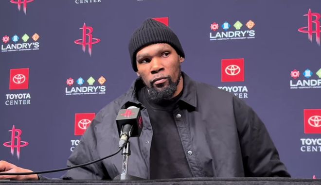 杜兰特:火箭输球责任在我 就算申京范弗利特在场对方也会包夹我 杜兰特:火箭输球责任在我 就算申京范弗利特在场对方也会包夹我