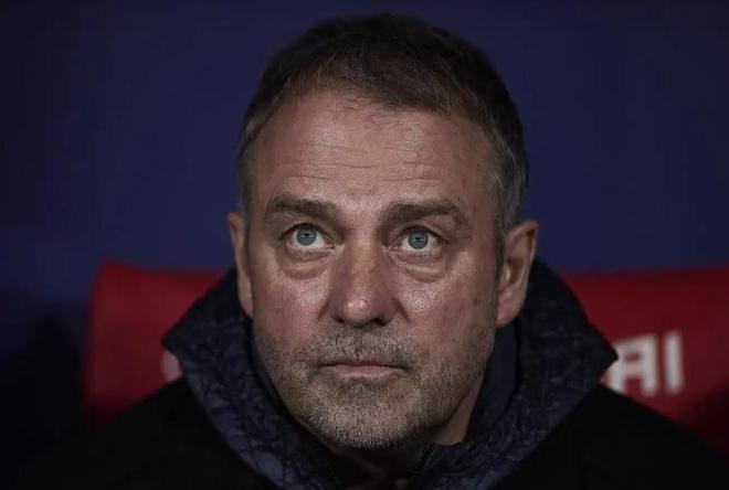 球员教练互相批评,TA:巴萨球员希望弗里克的战术更具针对性 球员教练互相批评,TA:巴萨球员希望弗里克的战术更具针对性