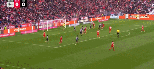 半场:拜仁2-0法兰克福,凯恩、帕夫洛维奇破门,桑托斯失误 半场:拜仁2-0法兰克福,凯恩、帕夫洛维奇破门,桑托斯失误