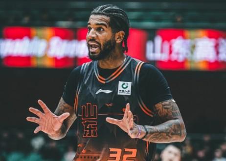 大发神威,山东外援克里斯20中15爆砍42分13板5助2断1帽 大发神威,山东外援克里斯20中15爆砍42分13板5助2断1帽