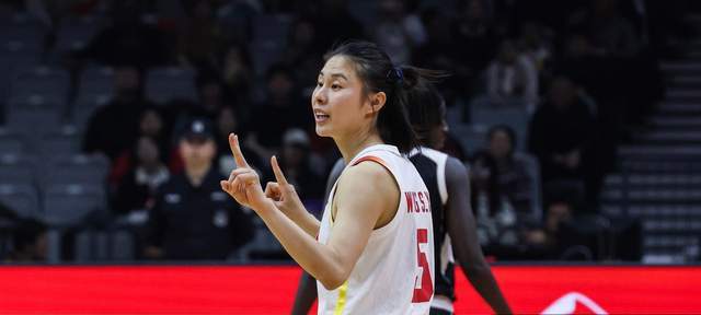 王思雨:希望球迷给予中国女篮更多包容,以前的荣誉已经是过去式 王思雨:希望球迷给予中国女篮更多包容,以前的荣誉已经是过去式