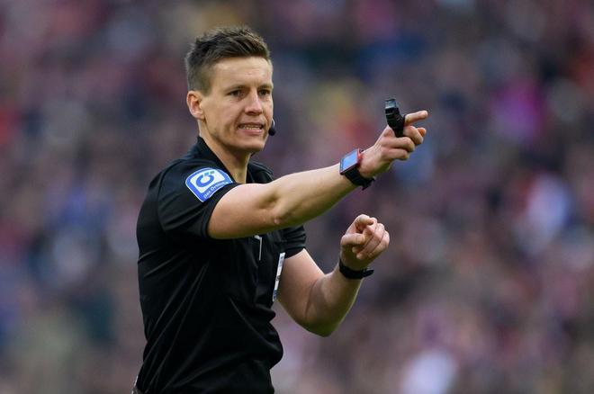 官方：德国裁判希伯特将执法欧冠热刺vs马竞