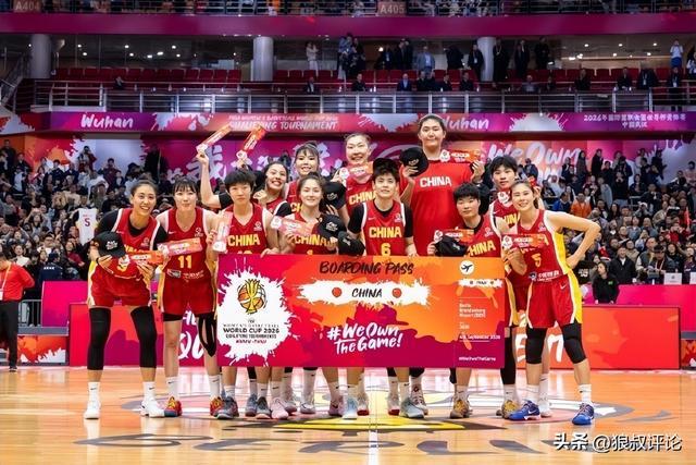 女篮险胜捷克引热议!苏群:张子宇与现代篮球脱轨 很难再有李梦了 女篮险胜捷克引热议!苏群:张子宇与现代篮球脱轨 很难再有李梦了