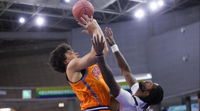 CBA排名太乱了!上海7连胜第一太稳,北京逼停山东,辽宁渐入佳境 CBA排名太乱了!上海7连胜第一太稳,北京逼停山东,辽宁渐入佳境