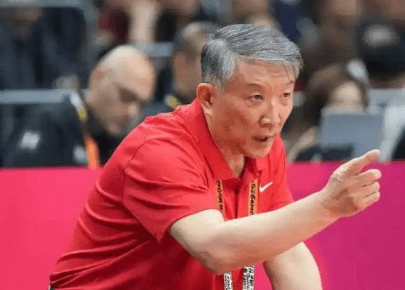 “杨大胆”开炮质疑集训模式,宫鲁鸣帅位真的动摇了吗? “杨大胆”开炮质疑集训模式,宫鲁鸣帅位真的动摇了吗?