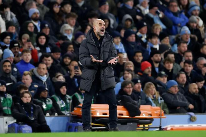 联赛杯|曼城捧起本赛季首座奖杯,瓜帅的自救成功了吗? 联赛杯|曼城捧起本赛季首座奖杯,瓜帅的自救成功了吗?