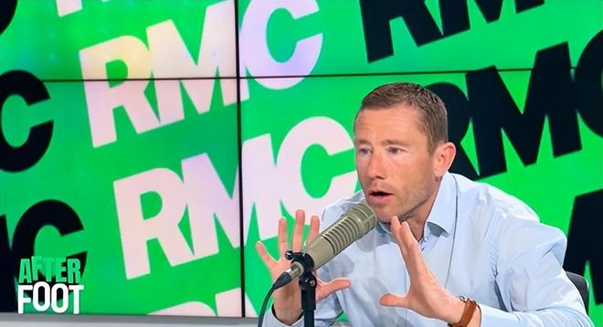 解雇整个医疗团队!皇马不满姆巴佩治疗问题,伯纳乌“发怒了” 解雇整个医疗团队!皇马不满姆巴佩治疗问题,伯纳乌“发怒了”