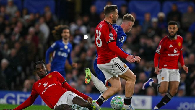 强强对决0-1！11.6亿豪门7战6负+联赛4连败一球不进 欧冠资格悬了