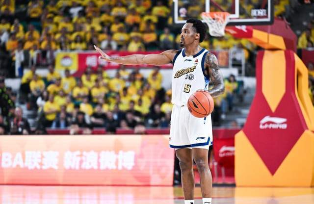 狂砍38分+6记三分！熟悉的FMVP终于回来了，CBA争冠要大结局了？