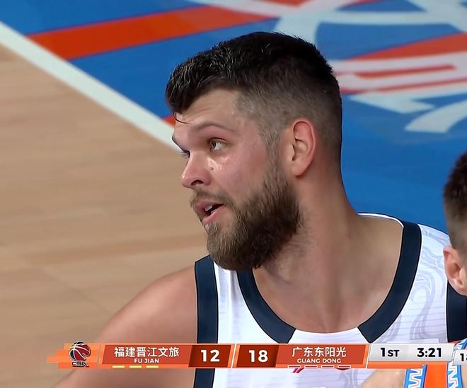 广东91-93福建！球员评分：2人满分，2人良好，4人不合格