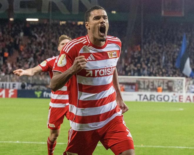 斯基拉：多特想要免签柏林联合中卫多克希，双方已经开始谈判