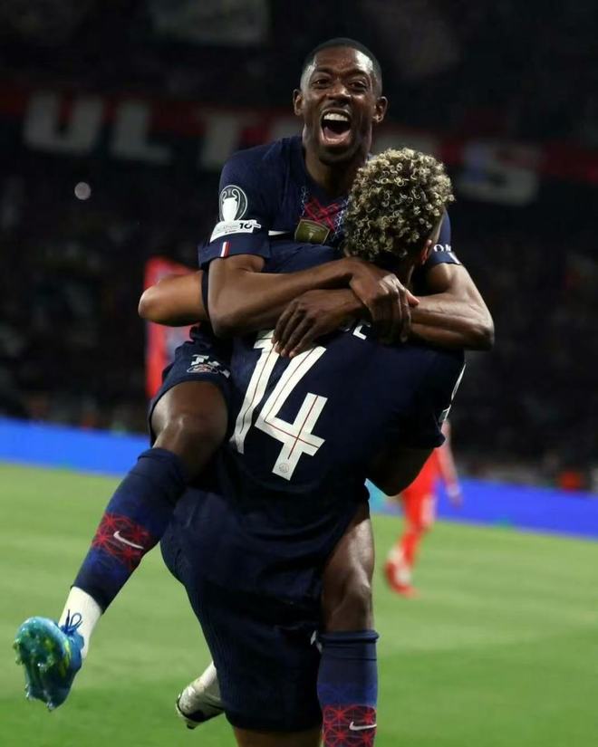 欧冠半决赛巴黎 5-4 拜仁上演史诗大战，这场比赛有何精彩看点？