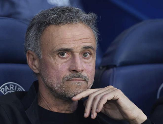 卡拉格：很少有教练带两支球队拿欧冠；恩里克比肩安帅、瓜帅