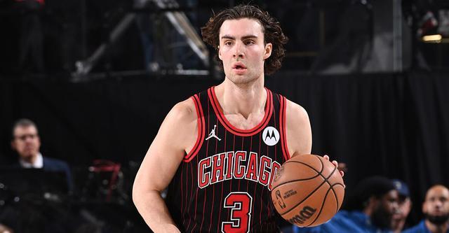 超越乔丹!吉迪生涯29次三双并列历史三双榜第19 超越乔丹!吉迪生涯29次三双并列历史三双榜第19