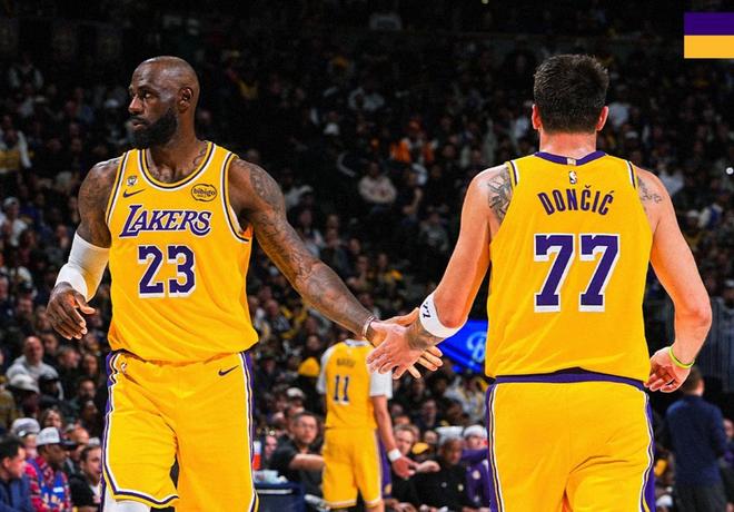 年薪5960万,又一次受伤倒下!一手好牌打稀烂,和季后赛说再见吧 年薪5960万,又一次受伤倒下!一手好牌打稀烂,和季后赛说再见吧