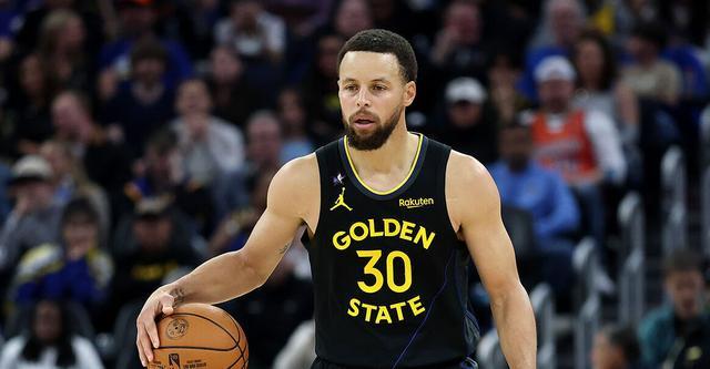 Shams:库里非常渴望在最后阶段回归 带领勇士冲击季后赛 Shams:库里非常渴望在最后阶段回归 带领勇士冲击季后赛