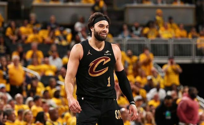 满血回归！整整6个月啊，登哥的最强帮手回来了，单场三分7中6