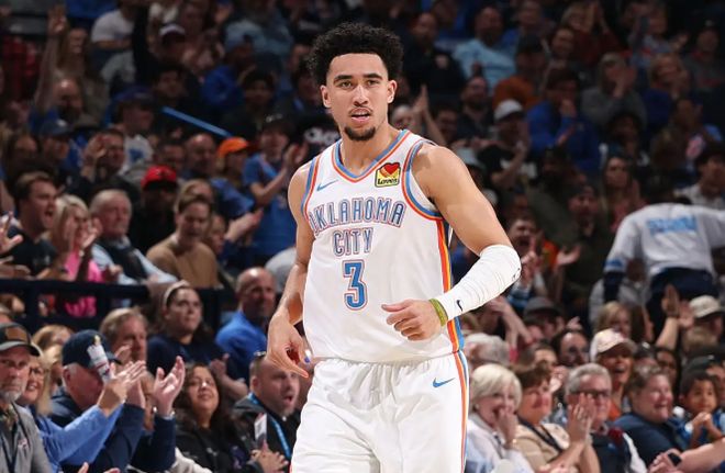 三分命中率非常惊人!后场新星加盟雷霆后的表现令人刮目相看? 三分命中率非常惊人!后场新星加盟雷霆后的表现令人刮目相看?