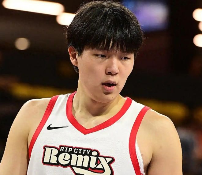 G联赛：杨瀚森背靠背16+13+2+1帽 难阻混音遭快船双杀