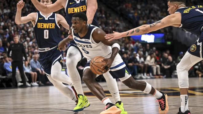 季后赛4场比赛都是一边倒，还不如附加赛，肖华新规毁了NBA的悬念