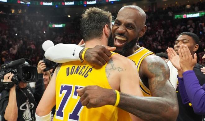 湖人逆转热火后!点名表扬2人,东契奇60分+老詹3双,2问题需重视 湖人逆转热火后!点名表扬2人,东契奇60分+老詹3双,2问题需重视