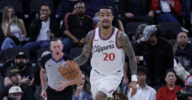 科林斯：这一年经历了很多事情 希望自己能继续留下来