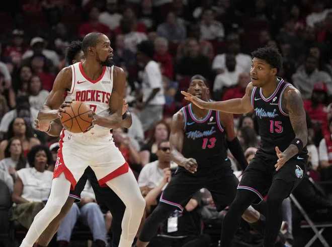 杜兰特总分超乔丹!阿门压哨补篮火箭绝杀热火 阿德巴约32+21 杜兰特总分超乔丹!阿门压哨补篮火箭绝杀热火 阿德巴约32+21