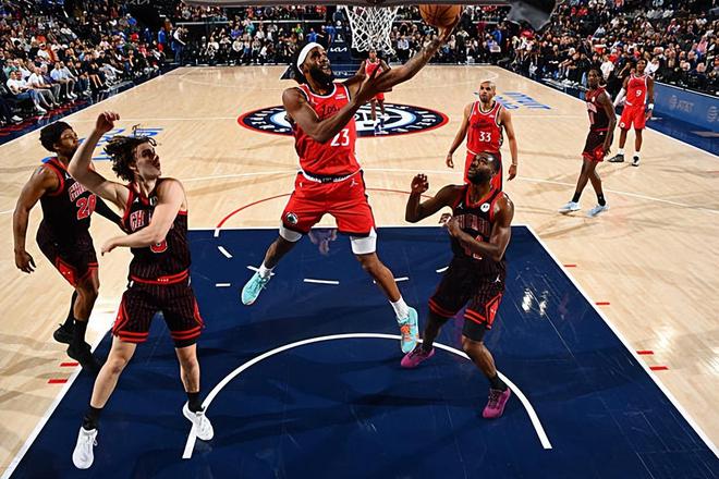 个人能力其实并不差!快船完全有理由有内线新援多一些表现机会? 个人能力其实并不差!快船完全有理由有内线新援多一些表现机会?