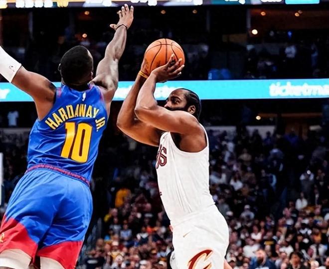 骑士119-117掘金！无解不是4连胜，是主帅感谢哈登，米切尔也摊牌