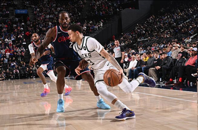 再定目标！卢指导谈快船排位：力争跻身西部第七 开拓者穷追不舍