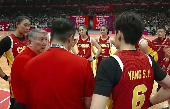 比中国女篮还猛！韩国队31分大胜，升到第1名，亚洲2队无缘世界杯