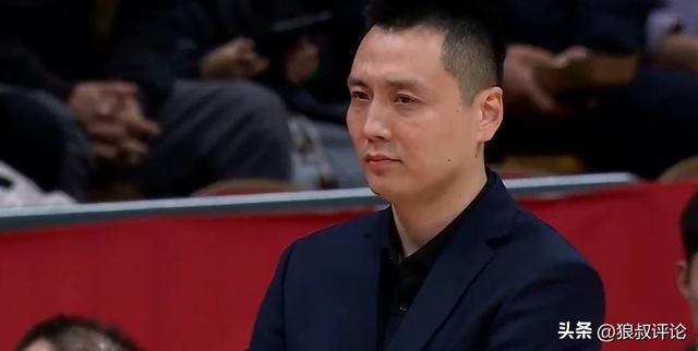 卢伟：我们必须每一个人拼 第一阶段碰的强队不是外援伤就是轮换