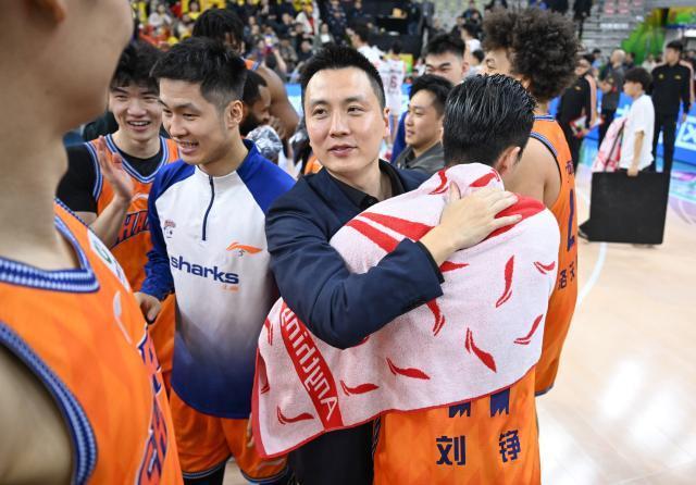 【观察】时隔24年，上海又将“鲨”回巅峰？