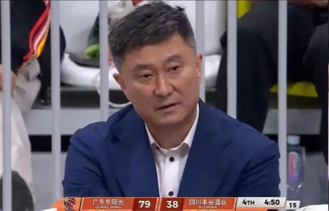 虐菜局：徐杰要打34分钟，张皓嘉却打38分钟？球迷一句话说破机密