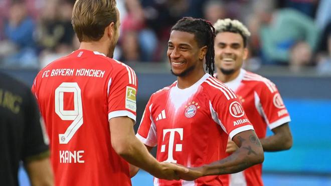 德甲单赛季进球纪录史 拜仁本赛季有望“破纪录三冠王”! 德甲单赛季进球纪录史 拜仁本赛季有望“破纪录三冠王”!