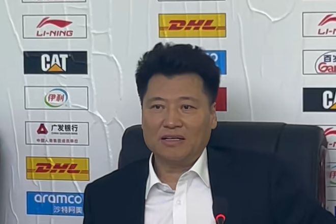 胜天津发布会!姜正秀与阿不都直指下半场防守调整和年轻球员贡献 胜天津发布会!姜正秀与阿不都直指下半场防守调整和年轻球员贡献