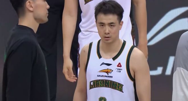 8强最新形势:广厦迎重大补强,京深沪存伤病隐患,广东牌运太差 8强最新形势:广厦迎重大补强,京深沪存伤病隐患,广东牌运太差