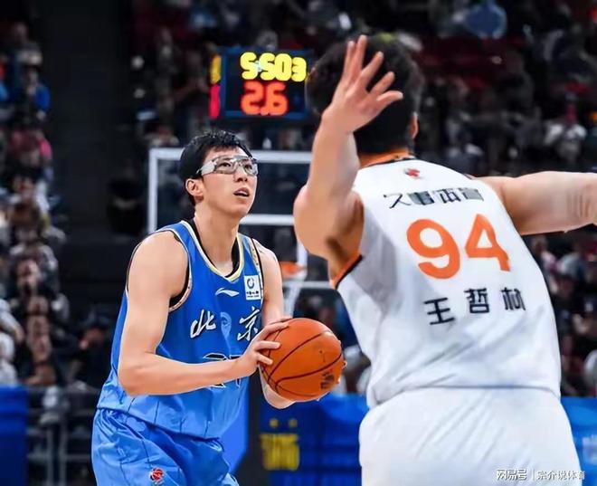 已经无敌，CBA排名大调整，上海锁定冠军，广东赢球却收坏消息