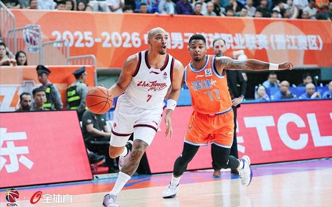 弃五争六选择对手？浙江末节雪藏王牌外援遭逆转，球迷：打假球