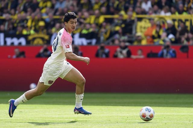 德天空：曼城密切关注勒沃库森20岁中场易卜拉欣-马扎