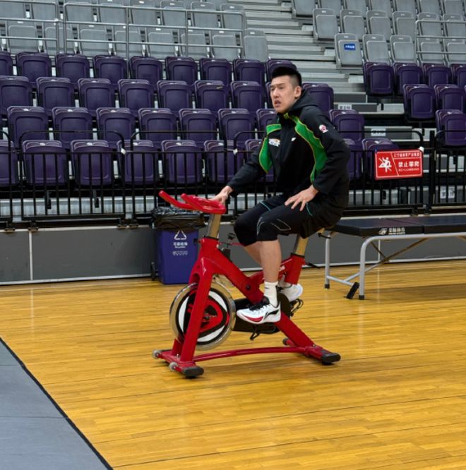 辽宁备战同曦！付豪未合练，莫兰德搞怪，乌戈开始展望季后赛！