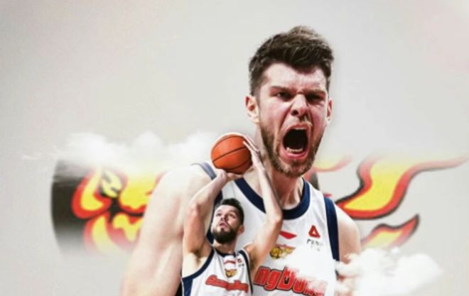 广东队最新消息，新外援抵达东莞！